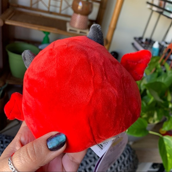 🐱😈 Tally and Dante Flip A Mallows Squishmallows - Picture 4 of 6